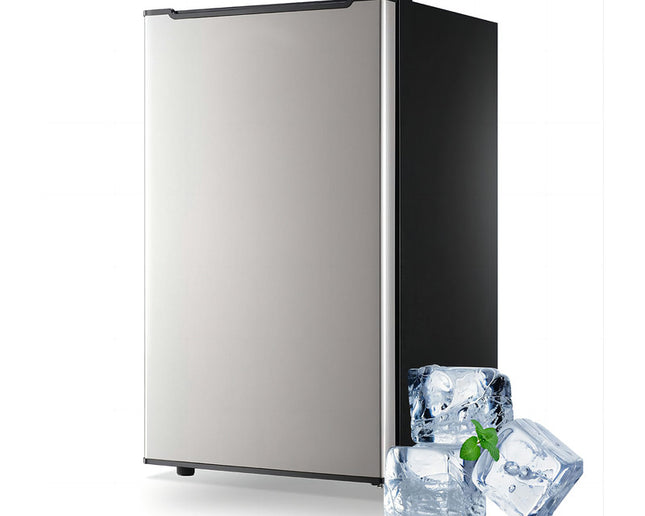 Congélateur vertical à dégivrage manuel de 2,8 pi³ (79 L) couleur argent